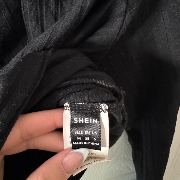 SHEIN Ribbed Wrap - Picture 2 of 4